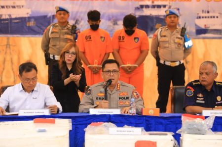 kasus perdagangan ilegal benih bening lobster