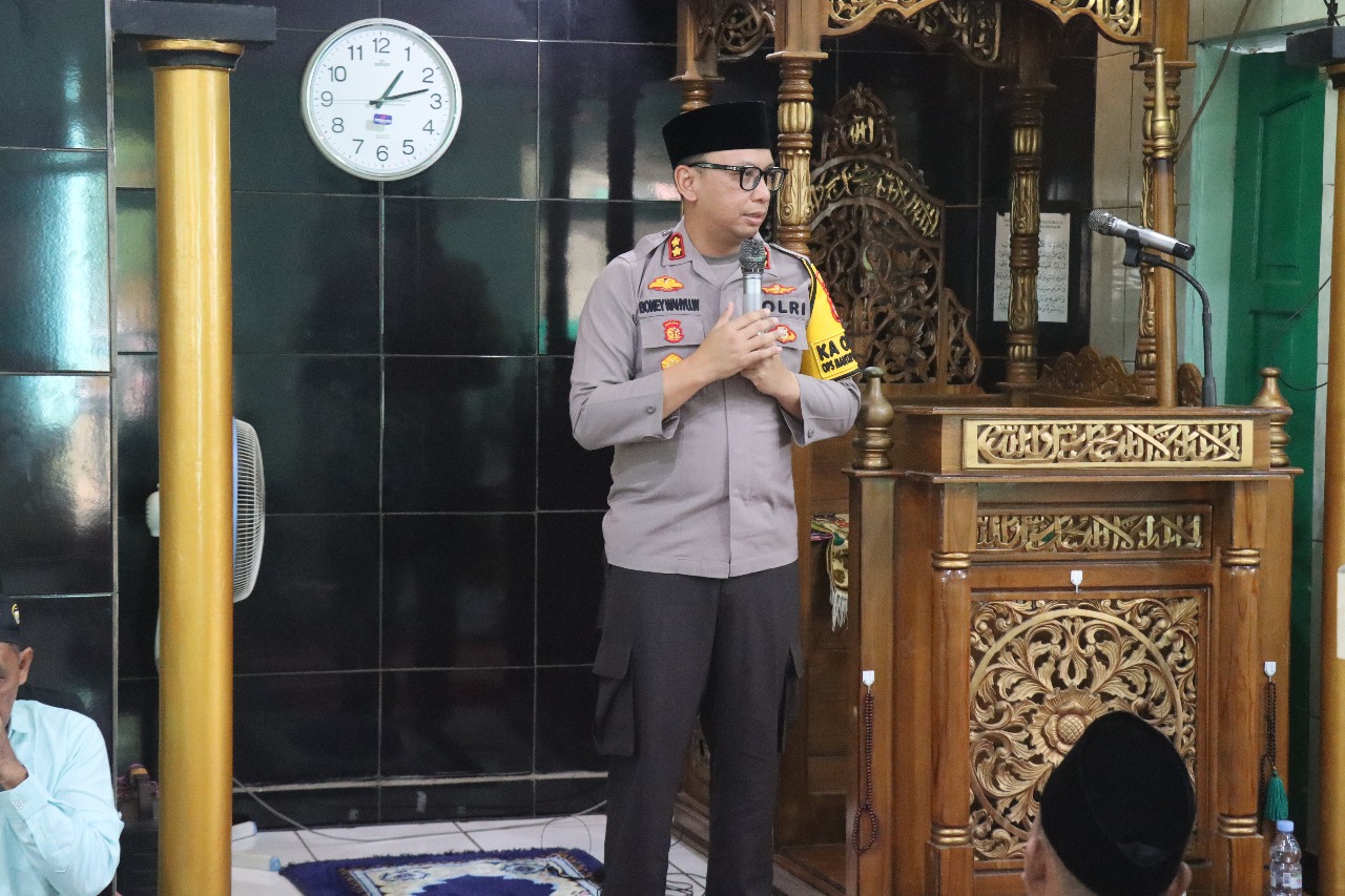 Tampung Keluhan dan Aspirasi dari Masyarakat, Kapolres Kubar Lakukan Safari Jumat sekaligus Dialog dengan Tajuk ‘Jumat Curhat’