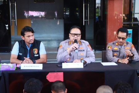 Gelar Konferensi Pers, Polresta Samarinda Sampaikan Pengungkapan Kasus Pencurian Selama Juli 2025 dengan 47 Tersangka Berhasil Diamankan