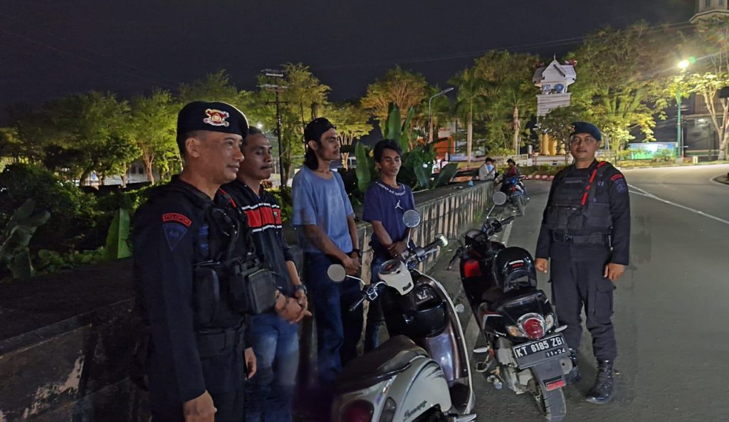 Brimob Kaltim Intensifkan Patroli Malam Minggu, Cegah Gangguan Kamtibmas di Kota Balikpapan