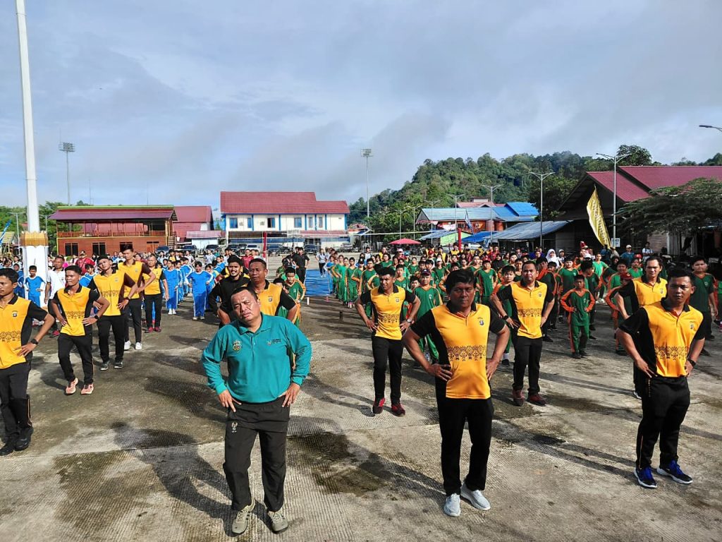 Polres Mahakam Ulu Ikuti Senam Bersama sebagai Upaya Perkuat Sinergi dengan Pemkab dan Forkopimda