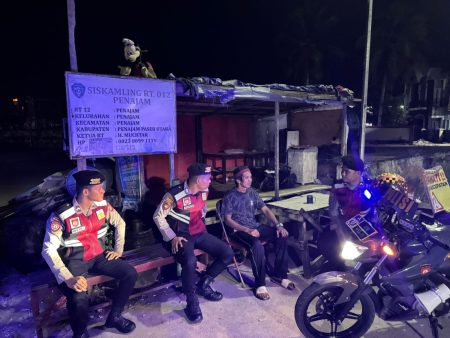 Perkuat Sinergi Keamanan dengan Masyarakat, Sat Samapta Polres PPU Lakukan Patroli Sambang Pos Kamling