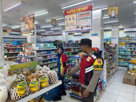 Pastikan Stabilitas Bapokting Jelang Tahun Baru, Polsek Long Kali Intensifkan Patroli Humanis