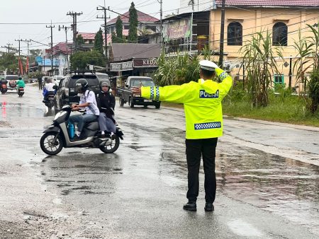 Optimalkan Pelayanan Pagi Hari, Satlantas Polres PPU Laksanakan Apel Kesiapan dan Pengaturan Lalu Lintas