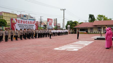 Penghargaan atas Dedikasi, Polres Bontang Gelar Upacara Kenaikan Pangkat Pengabdian