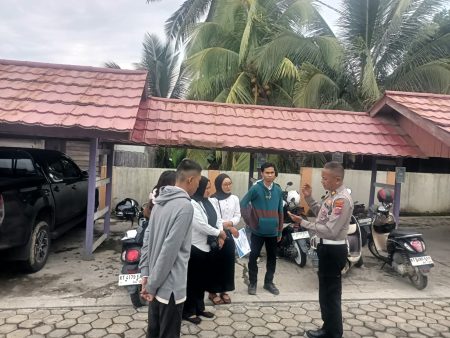 Polantas Polsek Batu Sopang Gelar Edukasi Keselamatan Berkendara, Tingkatkan Kesadaran Warga