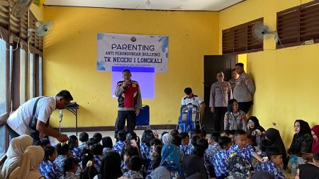 Beri Edukasi Anti Bullying Sejak Dini, Polsek Long Kali Sambut Kunjungan Siswa TK Negeri 1 Long Kali